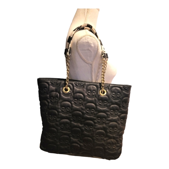 Betsey Johnson Handbags - FINAL PRICE Betsey Johnson Skulltastic Satchel Bag, Black - BM20535